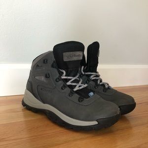 Newton Ridge Plus Waterproof Amped Hiking Boot